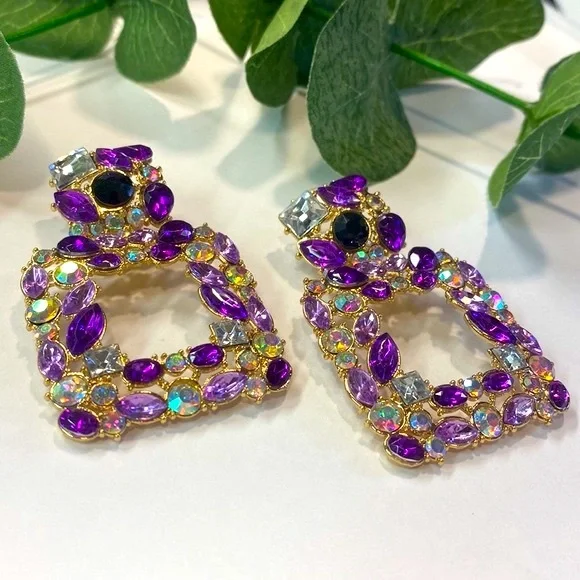 New! Stunning purple crystal dangle earrings! - Picture 4 of 5